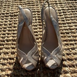 Women’s dress heel